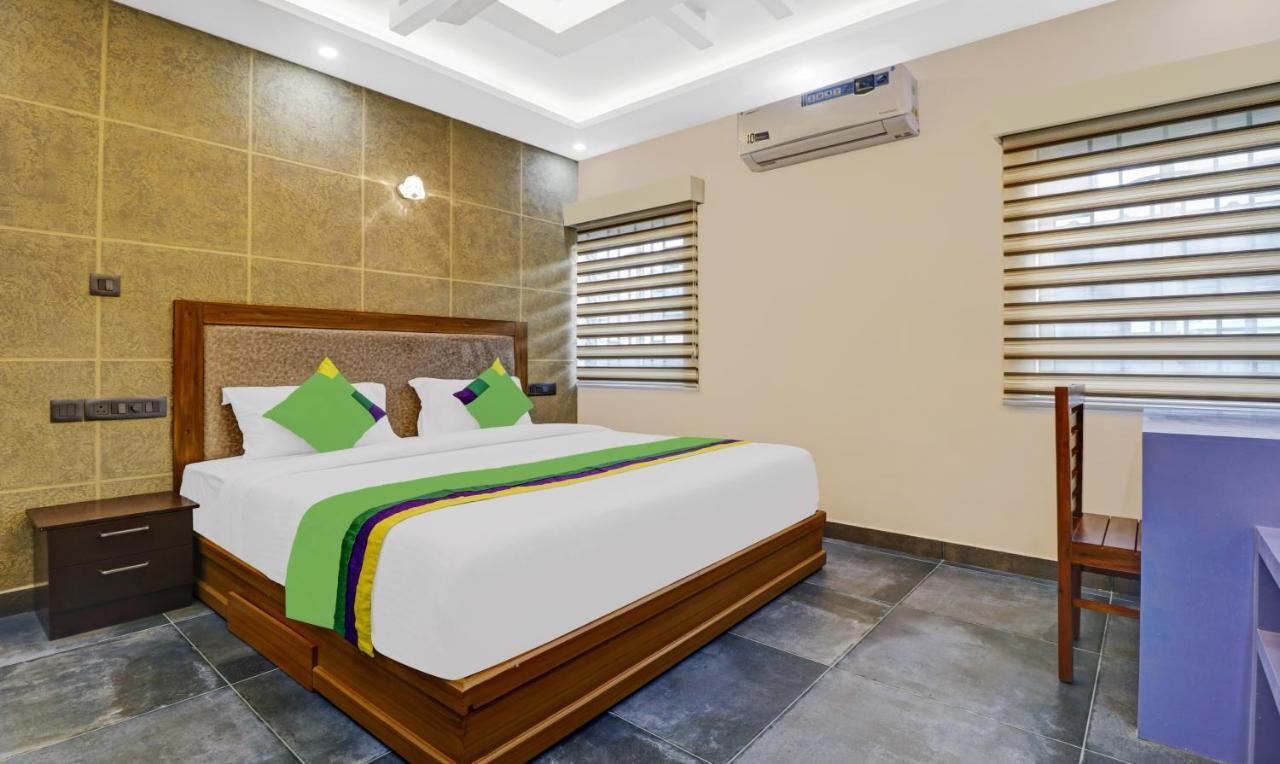 Treebo Pushpak Service Apartment Kochi 외부 사진